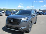 2024 Nissan Pathfinder SL 4WD