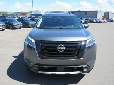 2024 Nissan Pathfinder SL 4WD