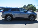 2024 Nissan Pathfinder SL 4WD