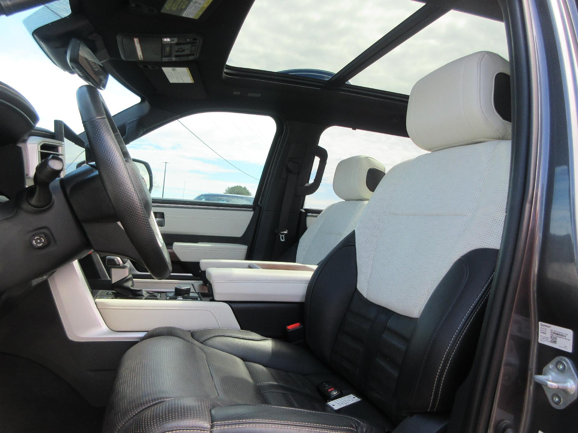 2023 Toyota Tundra 4WD 4WD Capstone Hybrid CrewMax 5.5' Bed (Natl)