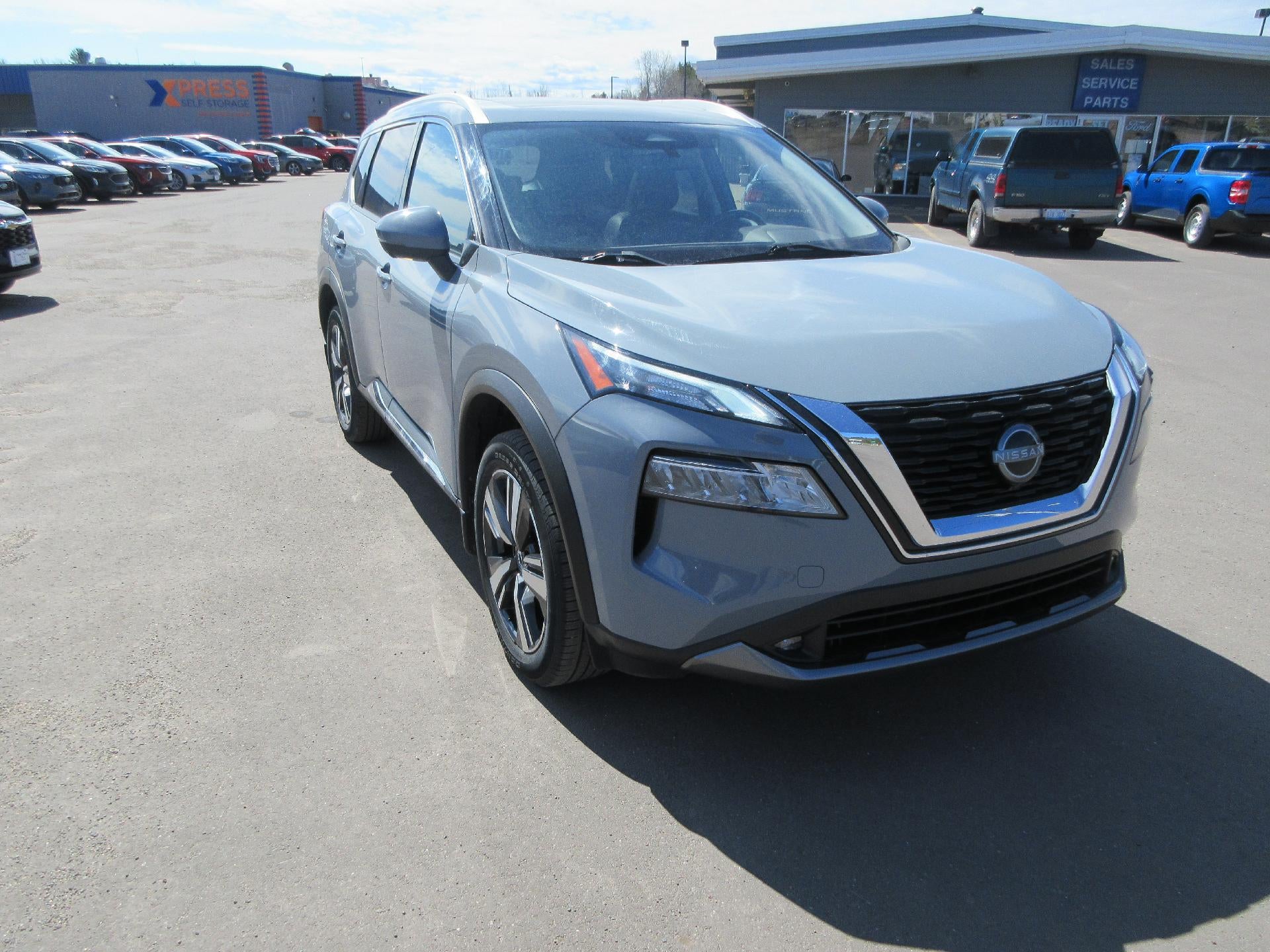 2022 Nissan Rogue AWD SL