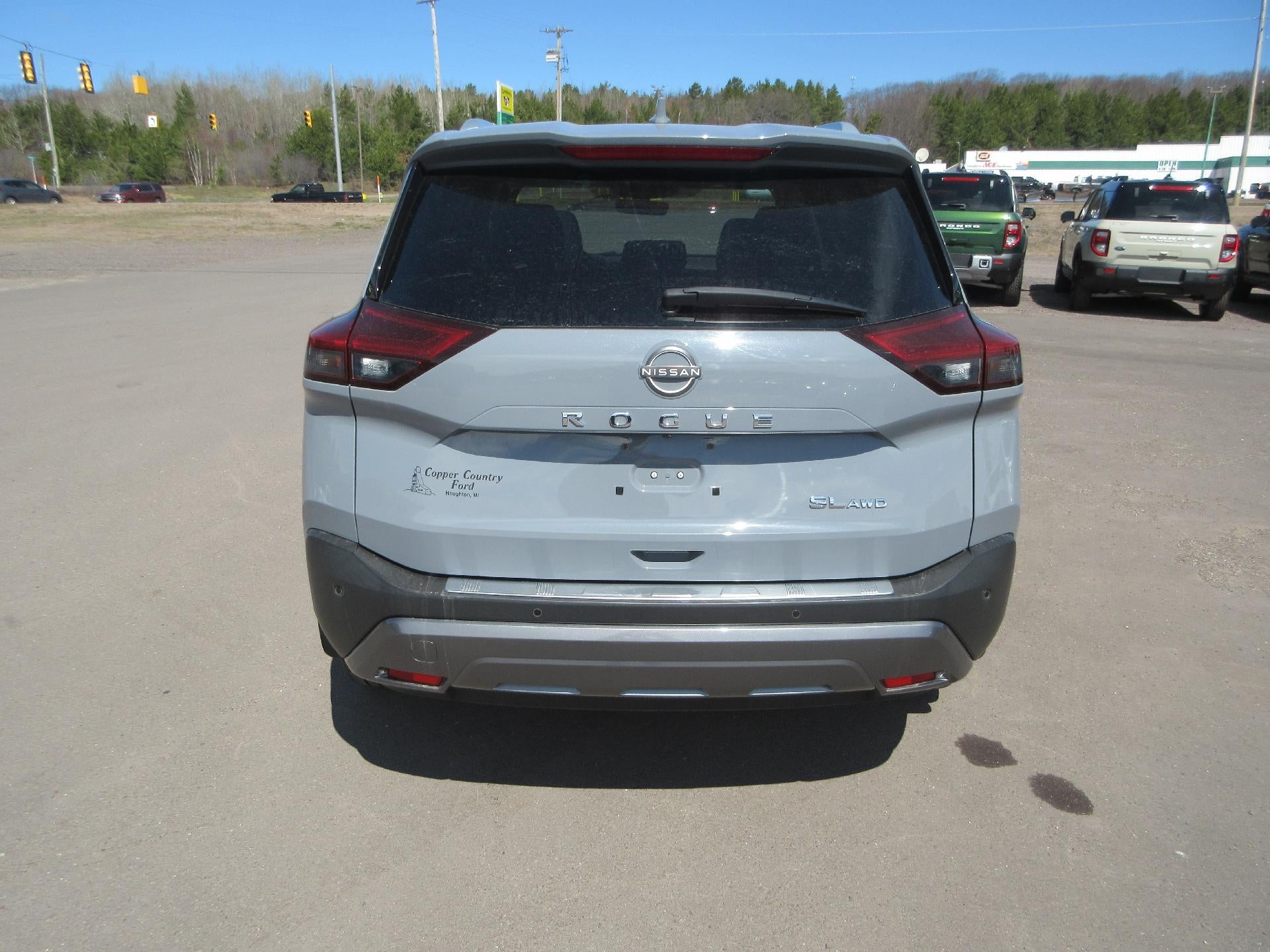 2022 Nissan Rogue AWD SL