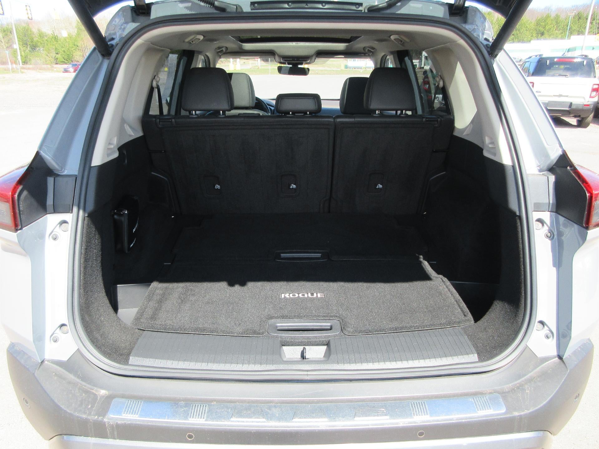 2022 Nissan Rogue AWD SL