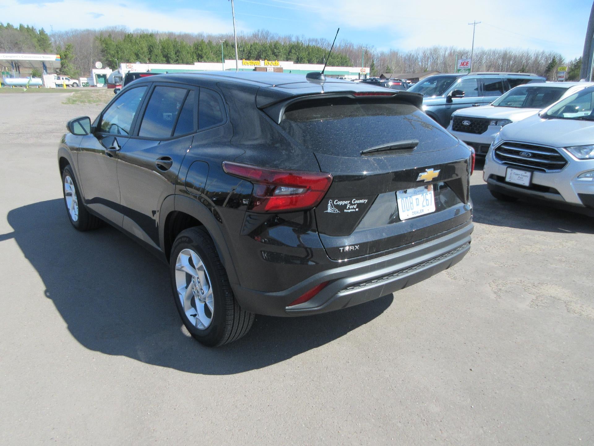 2025 Chevrolet Trax FWD 4dr LS