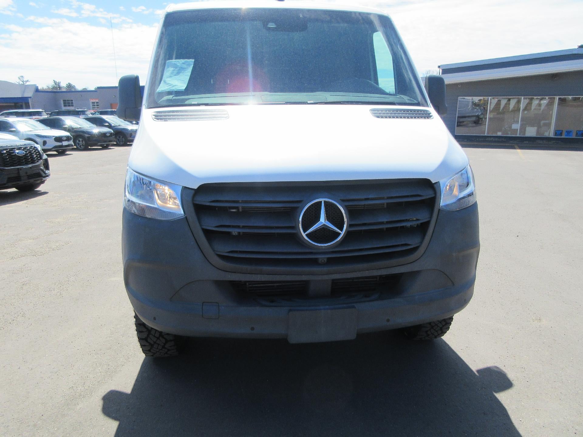2020 Mercedes-Benz Sprinter Cargo Van 2500 Standard Roof V6 144" 4WD