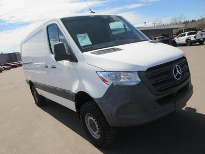 2020 Mercedes-Benz Sprinter Cargo Van 2500 Standard Roof V6 144" 4WD